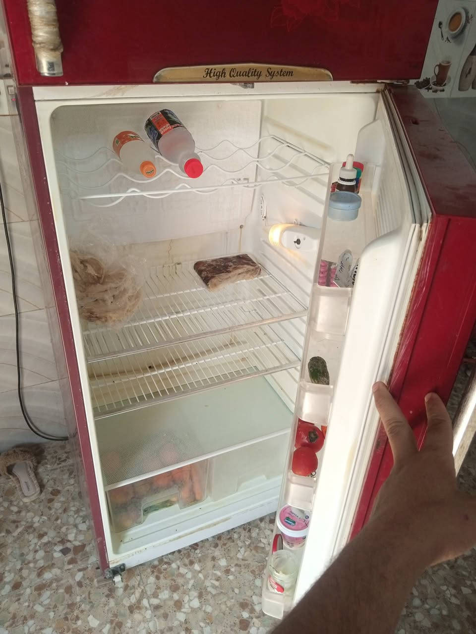 ثلاجه حجم جبير ثلاجه اخت جديده تجميد فول سعر 250 رقمي ***********
