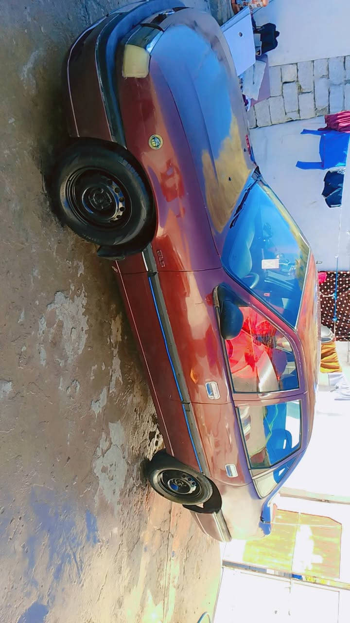 اوبل فيكترا موديل 1990للبيع سياره حلوه جاهزة كير محرك مكفول سنويه نهاية 2027 گشر احلى من الصور السعر 38$ وبي مجال للشراي مال بيت ***********
