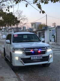 لاندكروز • ٢٠١١ • V6