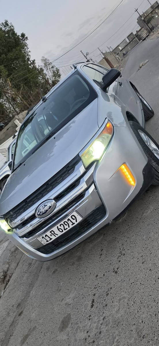 ***********
فورد ايدج مديل 2012وارد امريكي  حادث  باب السايق  بدوون دواخل 
بيه صبغ 5قطع فقط جماليه  مسجل سيدي  اواكس رام بلوتوث 
 حساسات خلفيه  حساسلت ويل 
تخم تاير نظيف  صدر خلفي امامي  نضيف 
تبريد قطعتين  ثلج
تحكم ستيرن جهتين كروز سرعه 
نظام ABS سياره  جاهزه او خير من الله 
رقم بغداد سعر 85
او بيه مجال مكاني بغداد مدينه الصدر 
رقم الهاتف ***********
