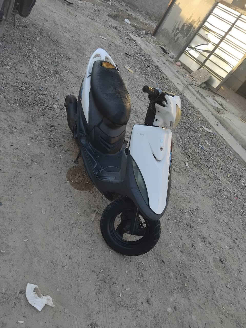اسلام عليكم ماكس عدله رمبه مفتوحه بيه دخانه خفيفه شغاله نكره سلف كلها بلاد ملاح فول مختمه كهربائيات شغاله نقصه كلوبات اشاير اماميه السعر 500 وبيه مجال عنوان بغداد زعفرانيه رقمي ***********
