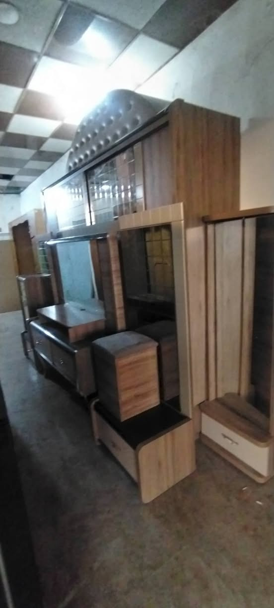 غرفه تركي ٩ قطع ضخمه  جلولاء مدخل سيطرت المعسكر هاتف *********** وات ساب متواجد ملاحضه علما نشتري مستعمل ونراوس كل شيء خناقين, ديالى
