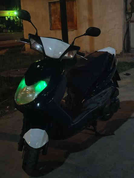 سلام عليكم اخوان دراجه سكنس نضيفه كهربائيات كلها شغاله دراجه ما مفتوحه استخدام شخصي سعرها 850 مستعجل علئ بيعتها مكاني بصره حيانيه الاستفسار *********** البصرة
