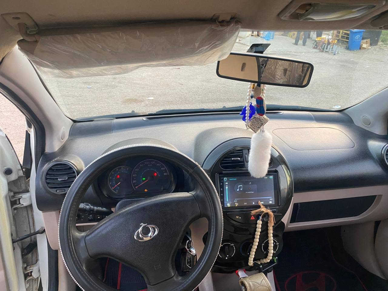 سلام عليكم بانده مديل ١٣ بيه جاملغ مبدل امامي عكس سايق مكان السياره بغداد العامريه السعر ٤٥ وبيه مجال للتواصل هاتف و واتساب  ***********
