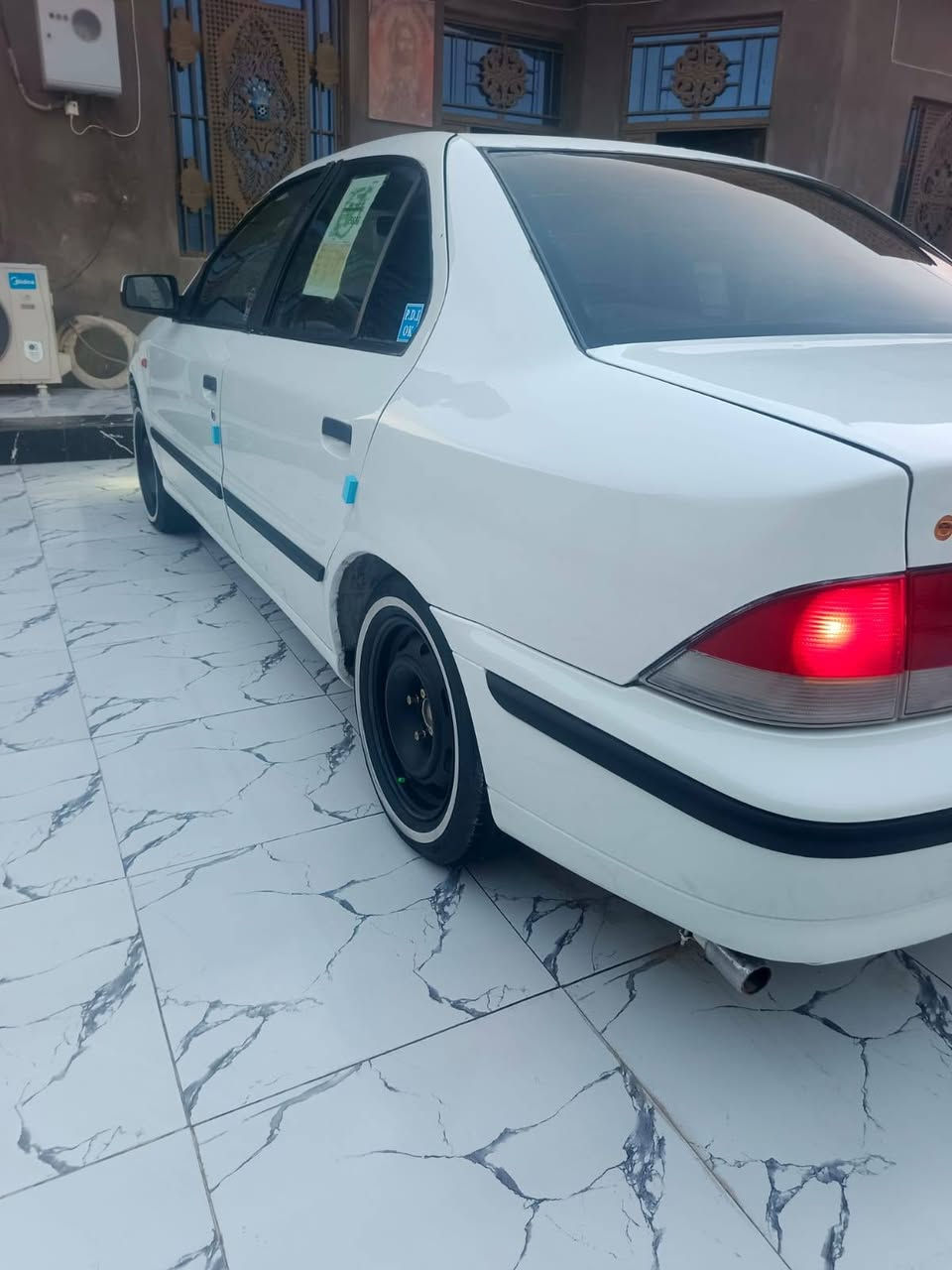 سلام عليكم سمند موديل 2011 للبيع سياره جاهزه من كهربائية كله شغاله تبريد ثلج تتفه شغاله سنتر لوك مكينه وكير جدد حداديه جديده تخم تاير بسمي رقم دولي سنويه 2027 رقمه ذي قار السعر 45 بيه مجال قليل عنوان ناصريه سجن الصلاحي رقم الهاتف ***********
