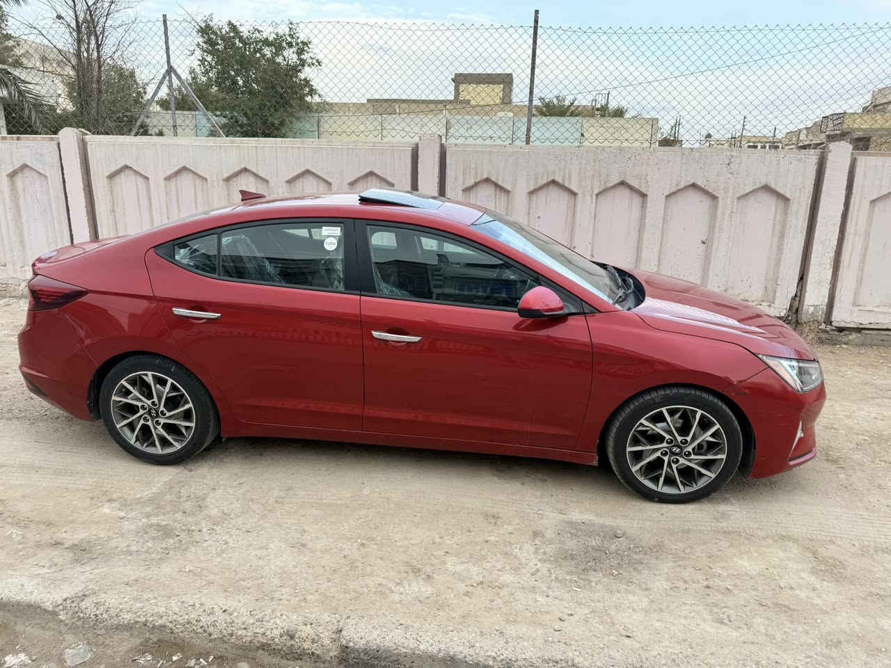 السلام عليكم النترا مديل 2020فول موصفات فتحه بصمه فول حادثه فقط بنيد صبغ ليبل واحد سياره مكان حي اور للاستفسار ***********
