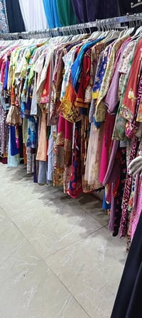 الوجبه الثانية كلابيات خليجي مخاور بناتي ومحير 👘 قياسات من 👈 عمر 1 سنه...