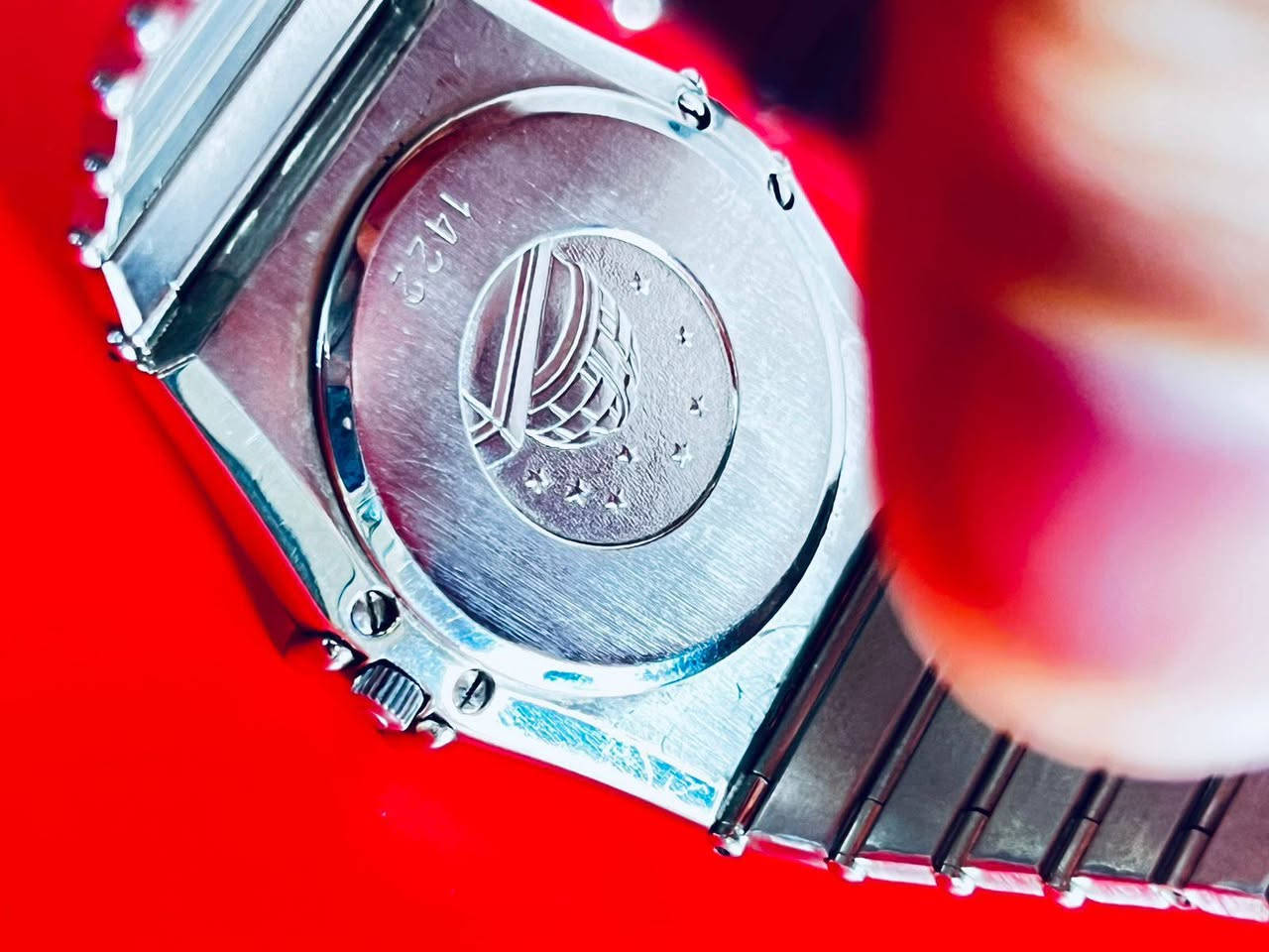 اوميكا كونسليشن استيل مينه بيها ملاحضات بطاريه سير اصلي بدون مرفقات 
سعر ٣٢٠$ وبيها مجال 
يوجد توصيل لي جميع محافظات


**إذا كنت صاحب هذا الإعلان وتريد حذفه لأي سبب، رجاءا أرسل رسالة إلى الدعم الفني**