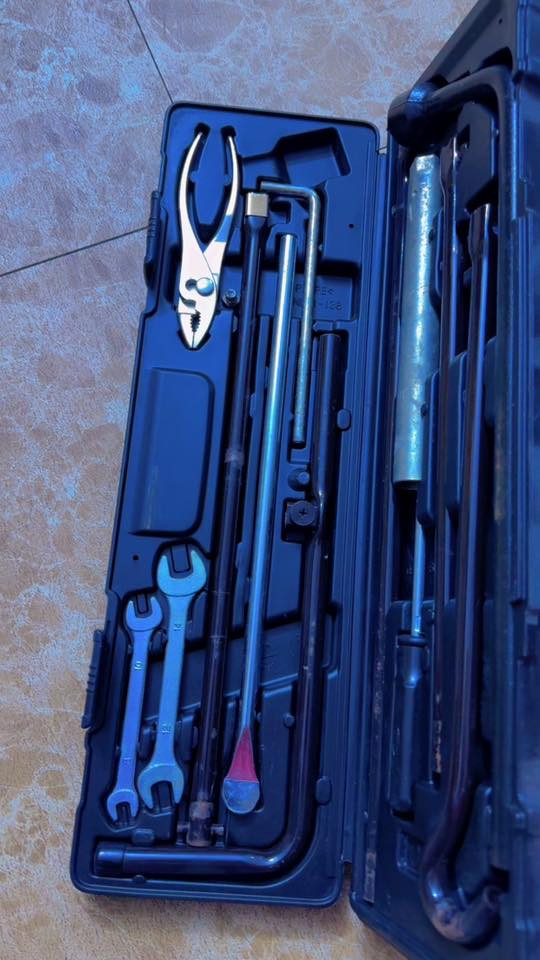 عدة لاند كروز من 2016-2021 
اصلي ماخذها من شركة 
***********
توصيا متوفر لكل العراق
