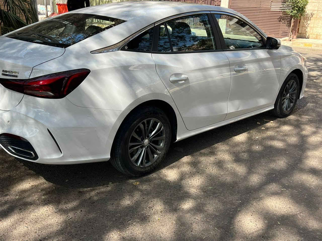 ***********ايمجي جيتي فول فول مواصفات رقم سلمانيه سنويه جديد 2031 بسمي شرط تحويل وكاله بطاقه بنزين موجود ملاحضات بس باب سكن بي شبر تعديل فقط الباقي كفاله عامه سعر 113 مجال عنوان كركوك *********** كركوك, العراق
