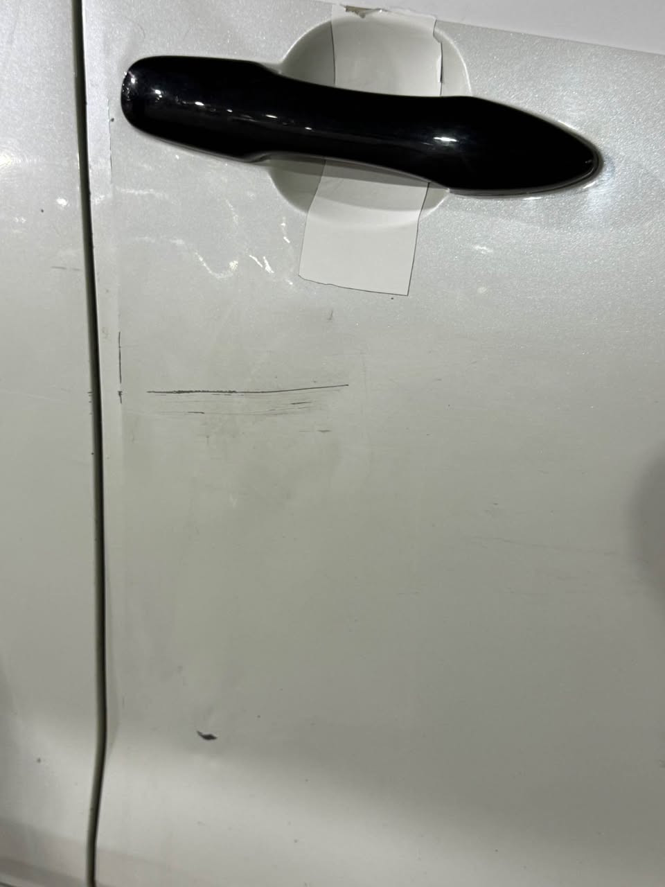 سلام عليكم كورلا 2020 اربيل بأسمي سنويه بأسمي مكينه 2.0 الفين ماشيه 102 الف كيلو متر ساز ياباني SAS فول السياره فتحت سقف مواصفات خليجي بيها باردات ثنين واحد جوه يدتت الباب ولثاني بحافت الجاملغ 
العنوان : بصره لمعقل 
158ورقه ومجالها بسيط
*********** Singapore
