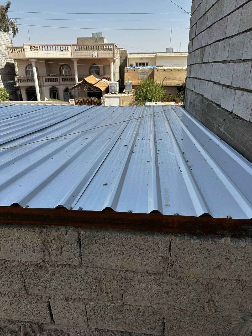 سقيفه للبيع سعرها 750اشتريتها ب 850–***********
