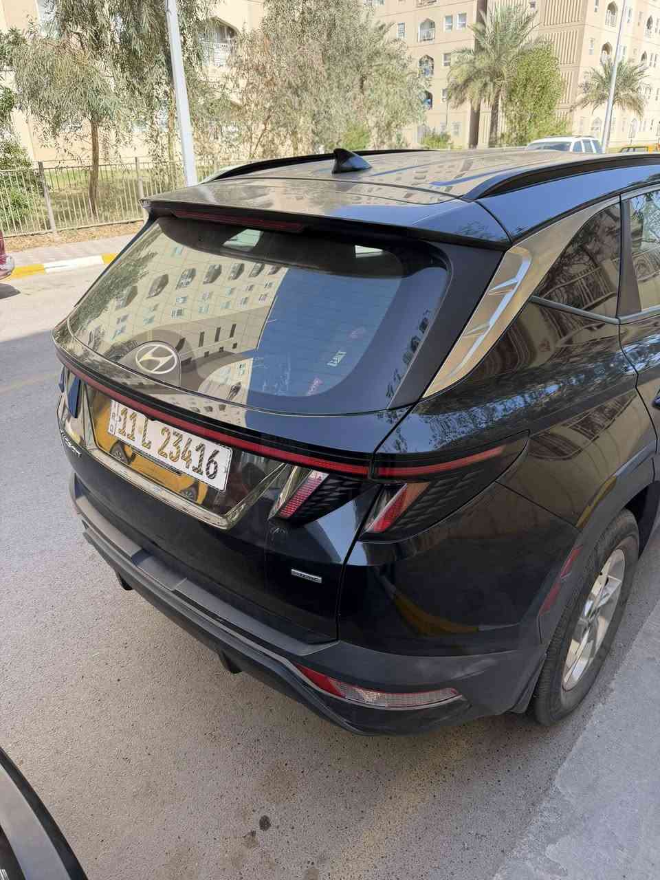 توسان 22 لون اسود ملكي
سيارة وارد امريكي وسونارهةًموجود
فول مواصفات عدا البنراما
ماشية 95 رقم بغداد بسمي 
السعر 170 ورقة سعرها مناسب بي مجال
مكاني بسماية وشارع فلسطين 
الاستفسار ابو ياسر ***********
