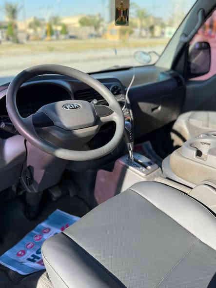 سلام عليكم ورحمة الله وبركاته 
كيا بنكو 3 دخول جديد 2014
السيارة أربع دكم 
اوتماتيك 
كير مكينه كفاله 
حداديه جديده 
ملاحظة بدون الوحات 
السعر 65$💵
مكان بغداد 
***********
