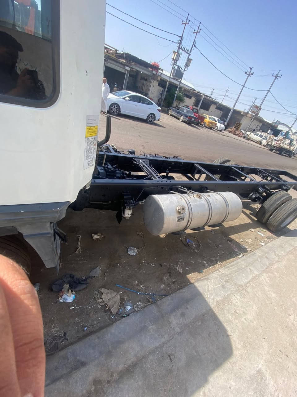 السلام عليكم هينو انكر استرالي فول عادي باسمي جديده زيرو ماشيه 90الف سياره زيرو طوله 6وربع كله ع بلاد مكينه 80خط واحد تحويل ثاني يوم مكانه بصره بيع او مرواس عادي ***********
