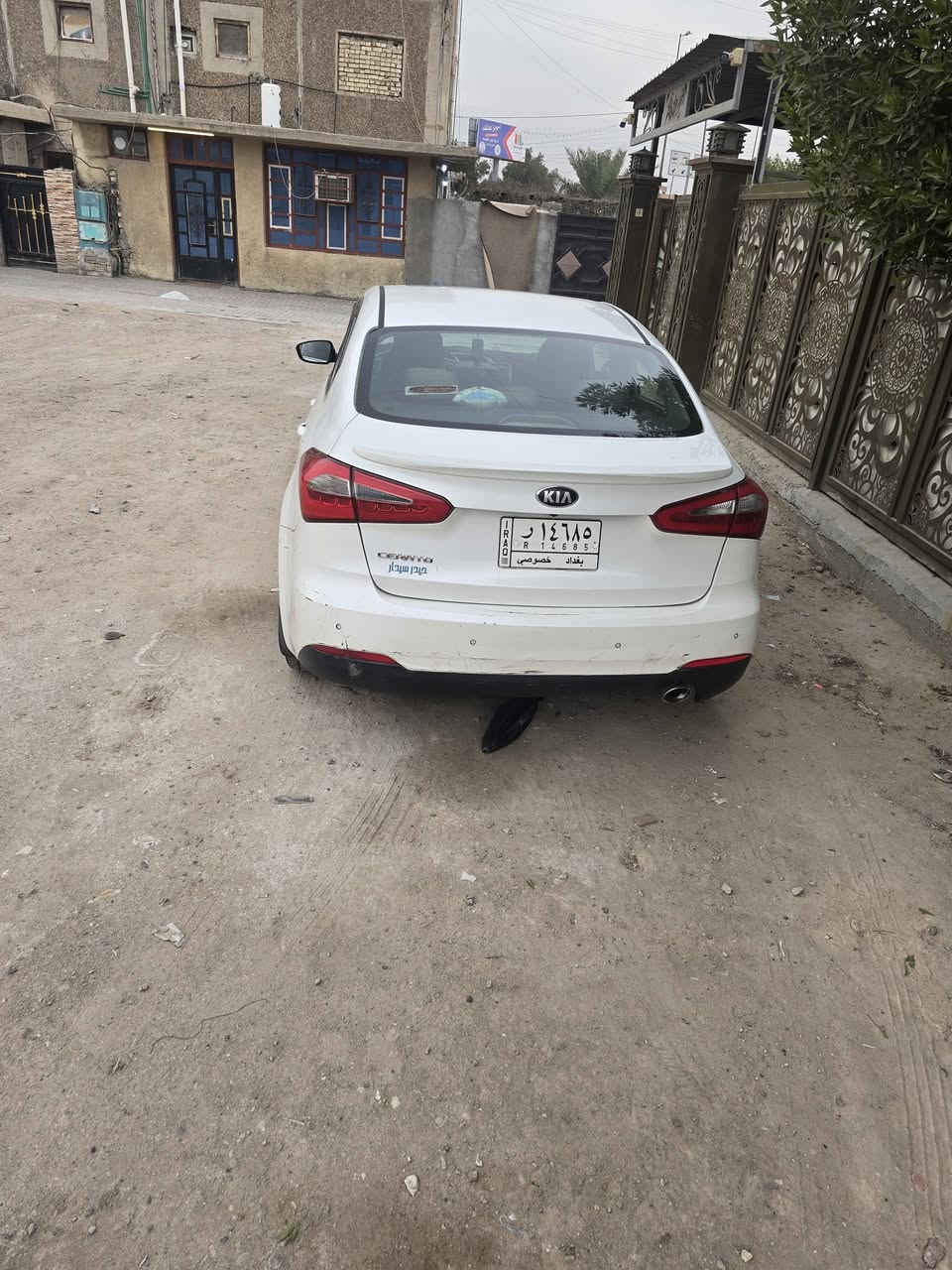 السلام عليكم
سيراتو 2014
محرك كير خير من الله
تبريد  تدفئه
تحكمات 
حساسات خلفيه 
تخم تاير جديد 

رقم بغداد 
بسمي 

هزه ساقطه 

السعر ١٢٠ بيهه مجال 
الاتصال ع رقم 
***********
