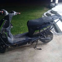 دراجه شحن عاطله للبيع عل وضعه قيم واخذ 07712685514