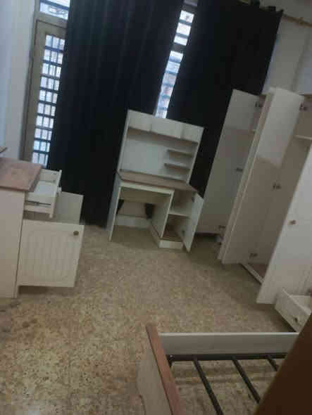 غرفة نوم  ٥   قطع   
مامستخدمه ابد  فقط منصوبه 
سرير  + كنتور  ٤  ابواب  + ميز مرايه + ميز  دراسي  +  كومدي 
#السعر   ٦٠٠   الف بي مجال 
#العنوان : بغداد - الغزاليه  شارع الخطيب الزراعي - قرب  جامع الامام  الحسن  عليه السلام 
#الي يريده  يتصل بالرقم 
‏‪0774 196 8336‬‏
#واتساب #  واتساب # واتساب 
يرجى متابعة الصفحه  
ليصلكم كل ماهو جديد 
نعمل لخدمتكم 
علي البابلي
