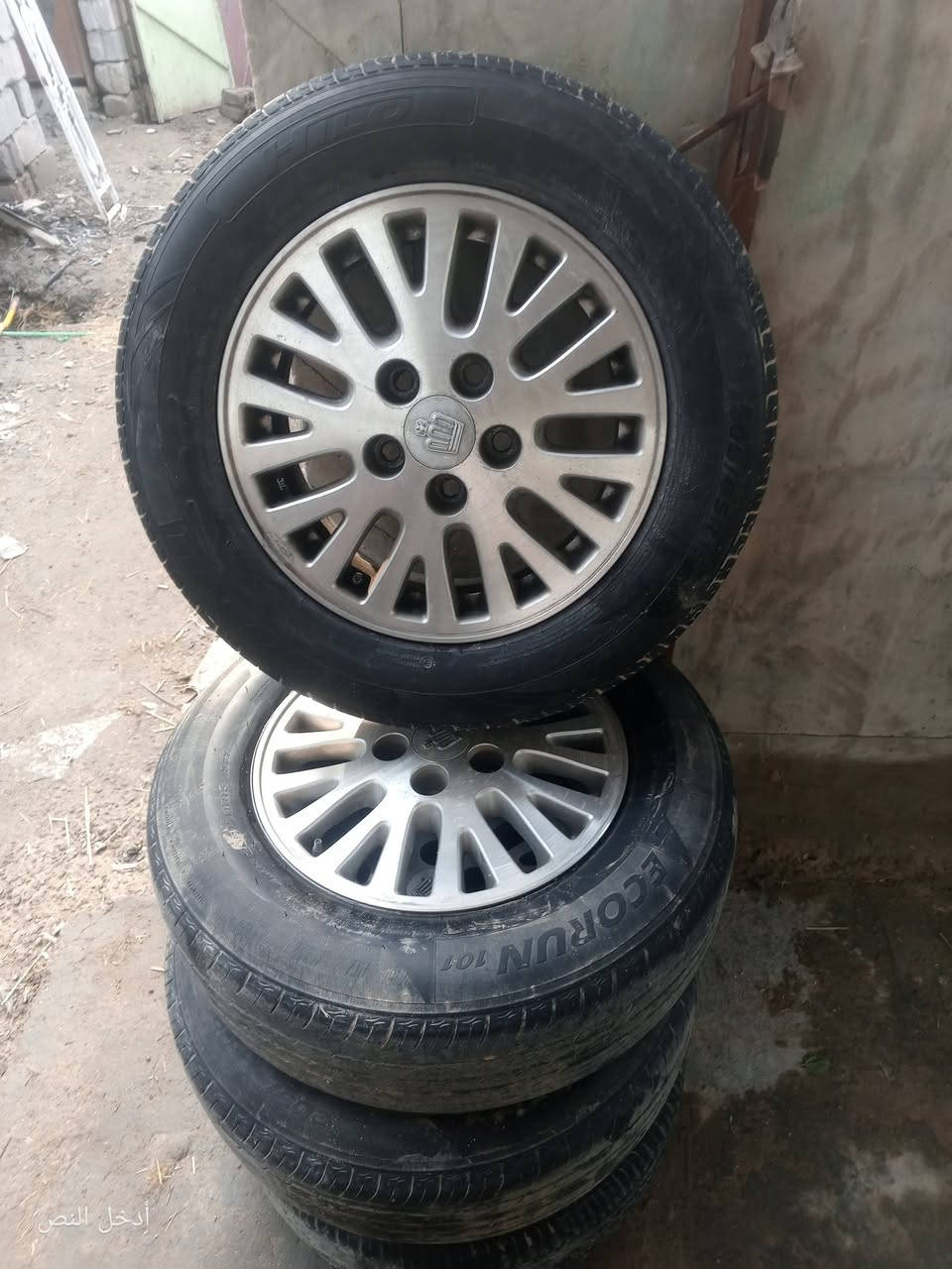 سلام عليكم من رخصت مدير الكروب وياله حصيره ملكه مع التايرات للبيع المكان النجف  السعر خاص او اتصال عل رقم ***********
