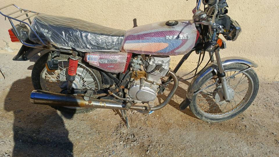 سلام عليكم نامه شلامجه مديل 23ارواق اصولي للبيع عله وضعهه بيهه حادث بصيط بلوجه ب850 مكاني رميثه الشراي يتصل ‏‪***********‬‏
