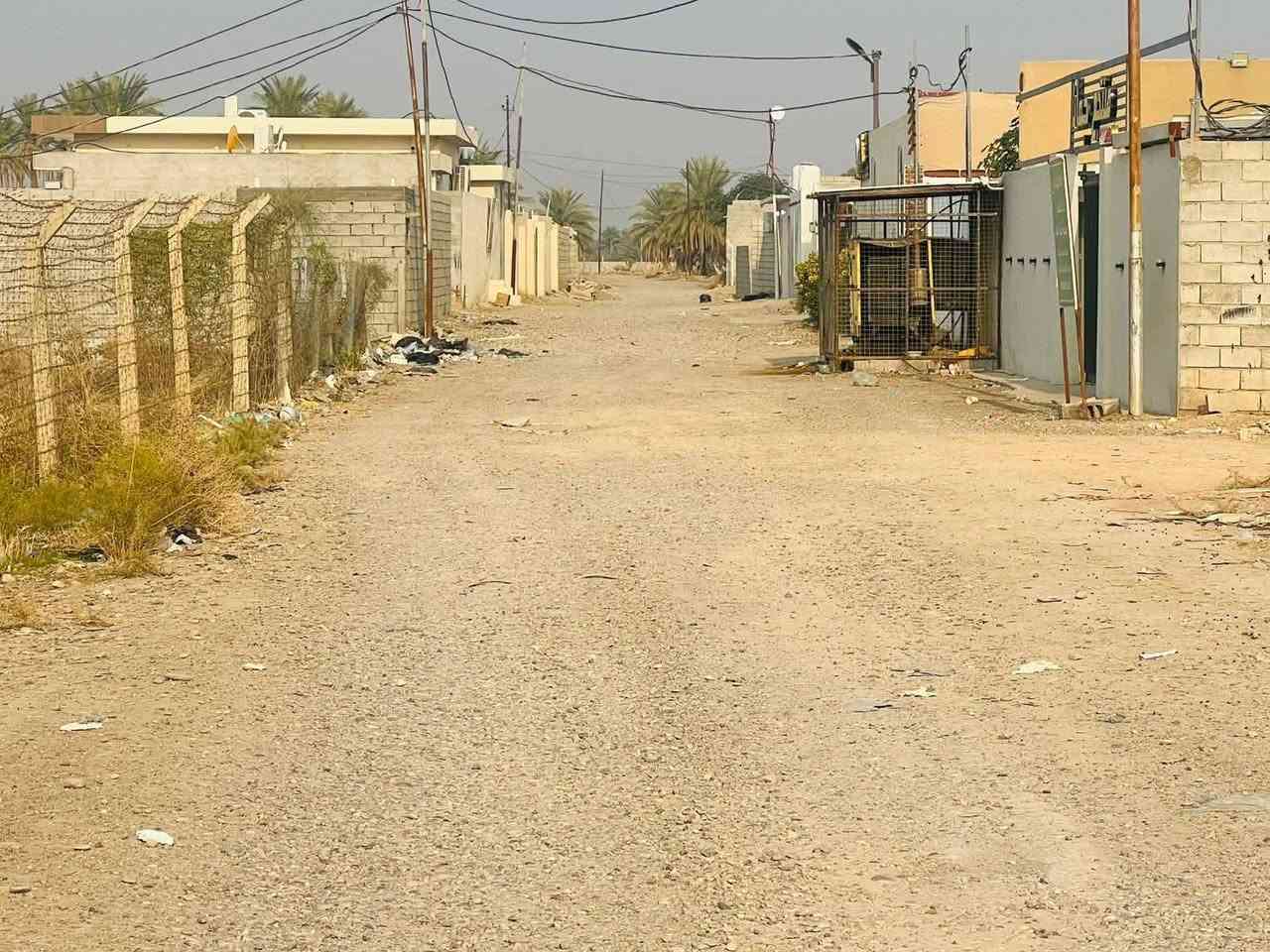 يالله على بركة الله نصف دونم للبيع سند زراعي٢٥ تحويل مباشر واجه ٢٦م عنوان قضاء بلد بين مدخل ٢ ومدخل ٣ شارع ١٢م  السعر ٦٠وبي مجال بصيط اليمه كلها مزارع تصلح أن تكون مزرعة ***********
@إشارة
