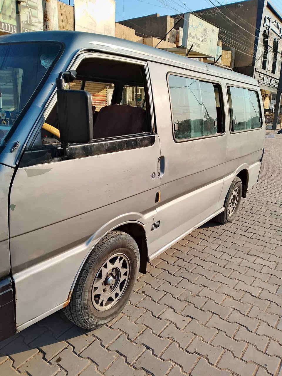 سلام عليكم كية بستة موديل 93مكينة خيط تبخير كير جديد تايرات جدد اكسل بي ونة  سعر 40بيهة بيهة مجال تواصل عل هاذ رقم 
***********
