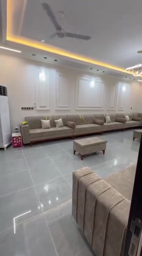 من انتاج معمل نجاره ودوشمة الغدير ديوان مودرن حسب الطلب هيكل ابلاويد وخشب جام روسي واسفنج هاي اكسترا ضغط على 10س اقماش تركي مبطن ضمان 10سنوات العنوان ديالى خان بني سعد تقاطع شارع الدمن مجاور اسواق المصطفى للاستفسار مراسل الصفحه او الاتصال على الرقم *********** بي  واتساب
