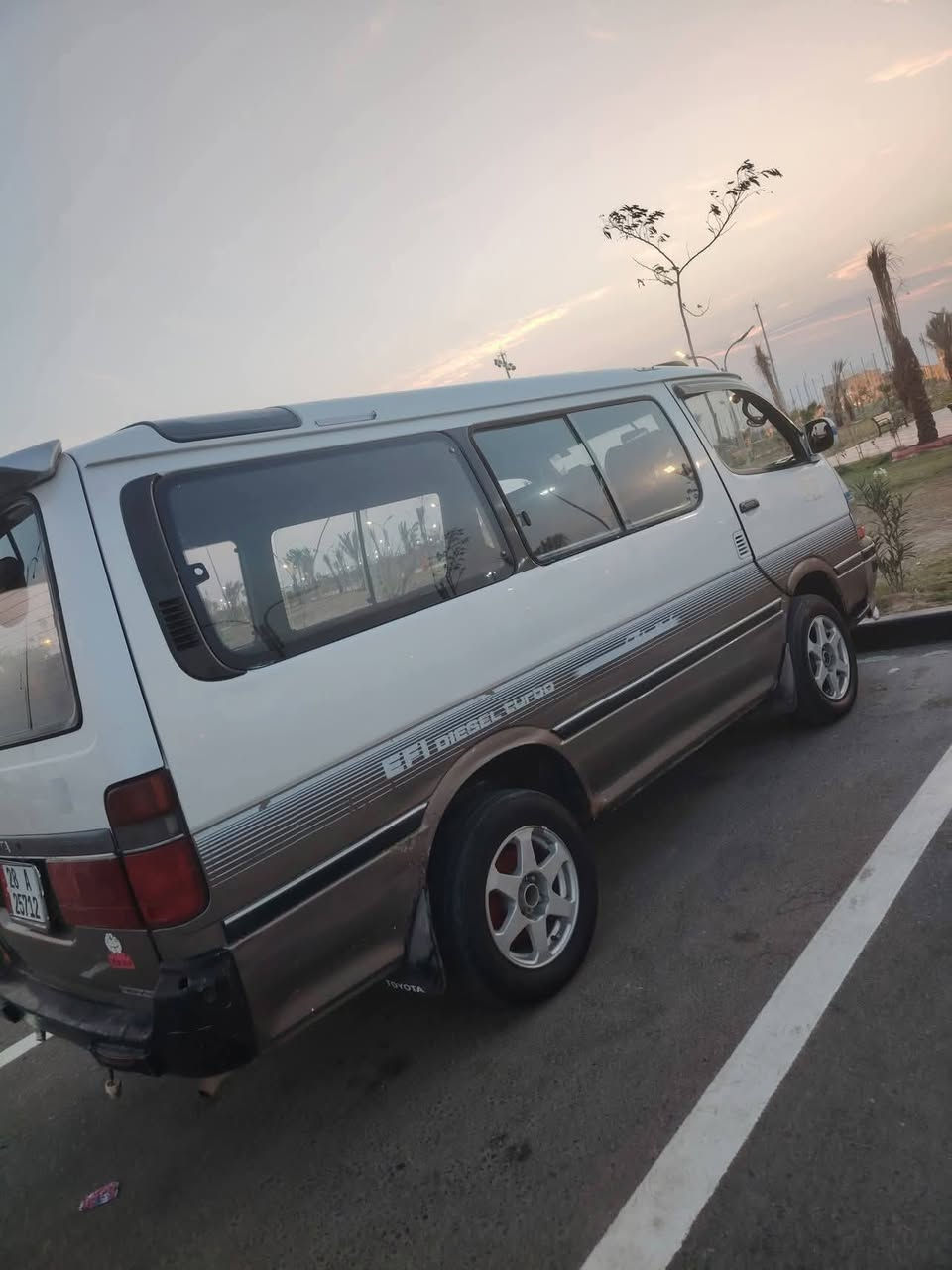 هايس للبيع موديل 91رقم نجف دولي العنوان بصره حي الأصدقاء مكينه كير فيفيتي اوتوماتيك مكينه بيهه تبخير صبغ ضربه كفالة 11راكب سياحي السعر اتصل على الرقم ***********/***********
