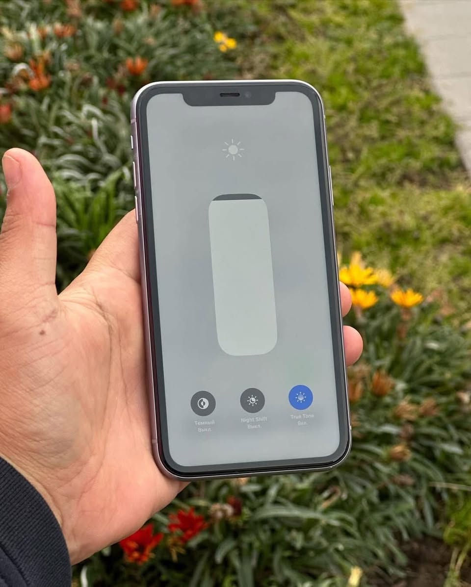 ايفون 13 العادي لون ابيض للبيع فقط 
الذاكرة :- 128
البطارية :- 93
السعر :- 450 
ملحقات : كاملة واصلية 
الجهاز :- نموذج M
النظافة الجهاز 100/100 مكفول من تبديل فتح صيانة شخوط كلشي شرط نضافة الجديد
للاستفسار بغداد :- ***********
