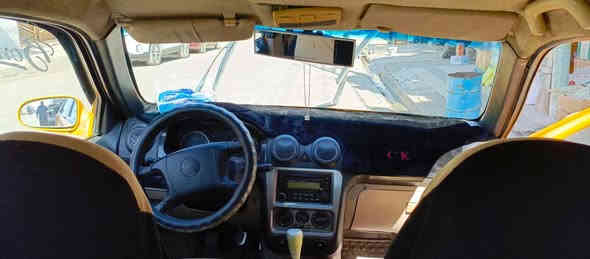 السلام عليكم سيكي للبيع او المراوس حسب القناعة
موديل 2012 رقم نينوى الماني سنوية 2028 شرط التحويل بوند مبدل وجاملغ بي معجون جهة النفر ومكينه بداية صرف طخم كدام جديد وطخم ورا جديد تواير نضاف كل شي بيها شغال عدا التبريد بس غاز يعوزو السعر 43 وبيها مجال وهيئة عليها 45 وغرامات 50 
.رقم الموبايل . ***********
