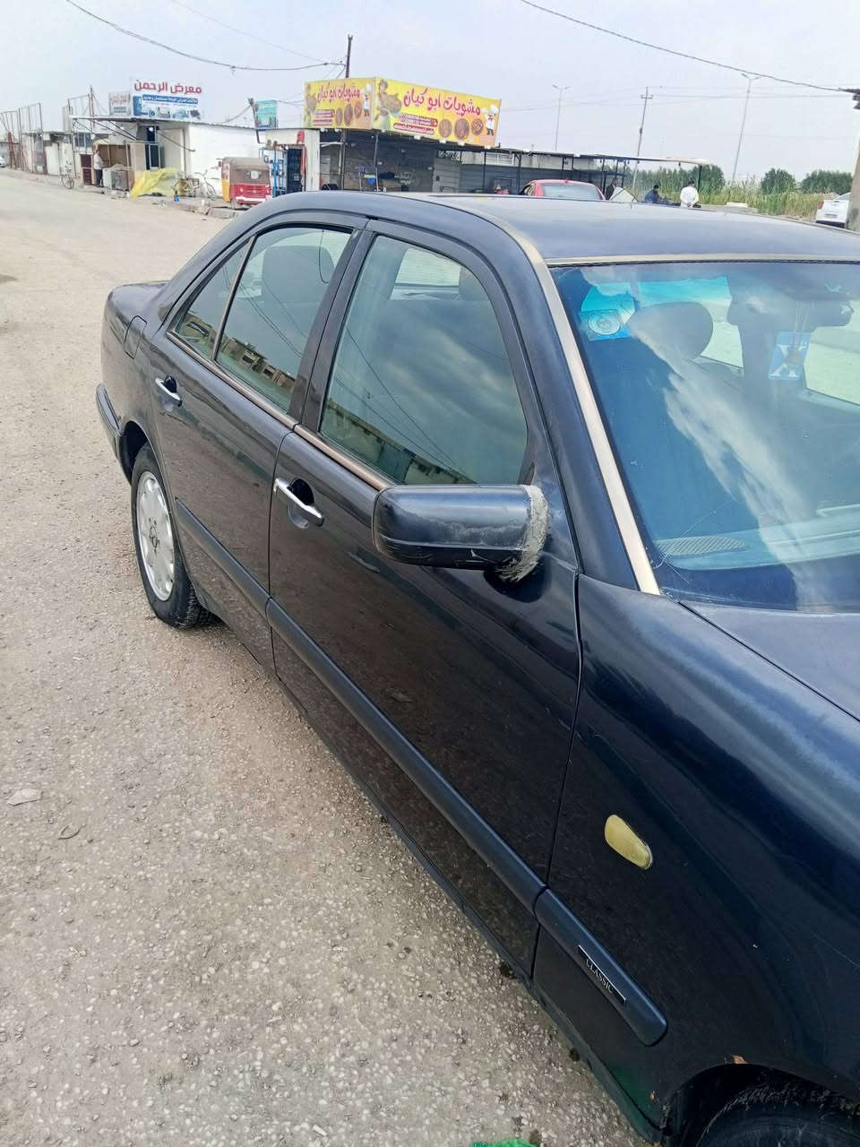 السلام عليكم
مارسيدس ام عيون 96 بغداد باسمي مشروع وطني 
تبريد
الصدر بدلته حاوية 
اطارات جيدة
بلادية ماعدا طخة بالجاملغ الخلفي الايسر ومصلح 
محرك كير ملكة ياباني 2500 خير من الله اقتصادية السعر 65 
***********
***********
