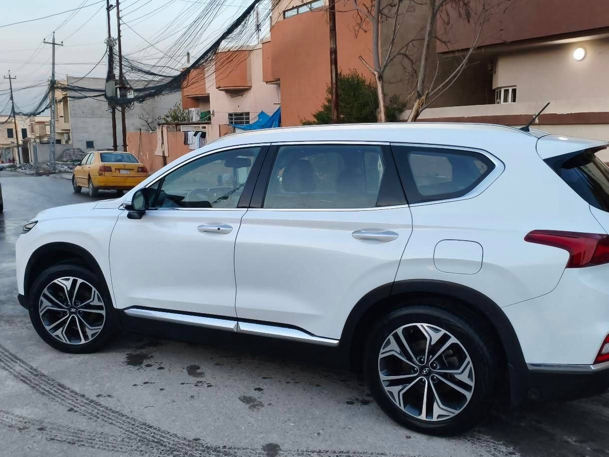 سلام عليكم للبيع
سنتافي✅ 
2019 شكل ال 20✅
7 راكب 3 قطع. تبريد ✅ 
محرك 4 2400✅
بصمه تشغيل بصمه ابواب ✅
 مري ترحيب ✅
السياره بدون حادث بدون صبغ ✅
فقط بارد بصيط ✅
لايت زينون عالي ناصي✅
حساسات أمامي خلفي✅
تحكمات استيرن ✅
ثلاث انضمه سبورت كومفرت ايكو اقتصادي ✅
سياره مشدود عليها منضومه غاز ✅
رقم اربيل شرط تحويل ✅
مكان سياره موصل للاستفسار 
*********** اسيا 
***********كورك
