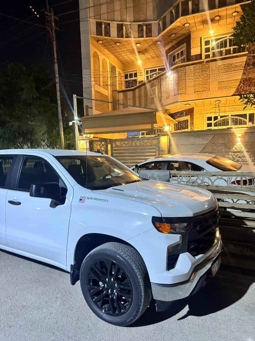 سياره كلين خليجي وكاله المنصور 
2025 ماشيه 17 الف 
عليها تعديلات وياله ودواخل مصروف عليها هواي كلش 
ب37 وبيها مجال العنوان بغداد *********** بغداد, العراق
