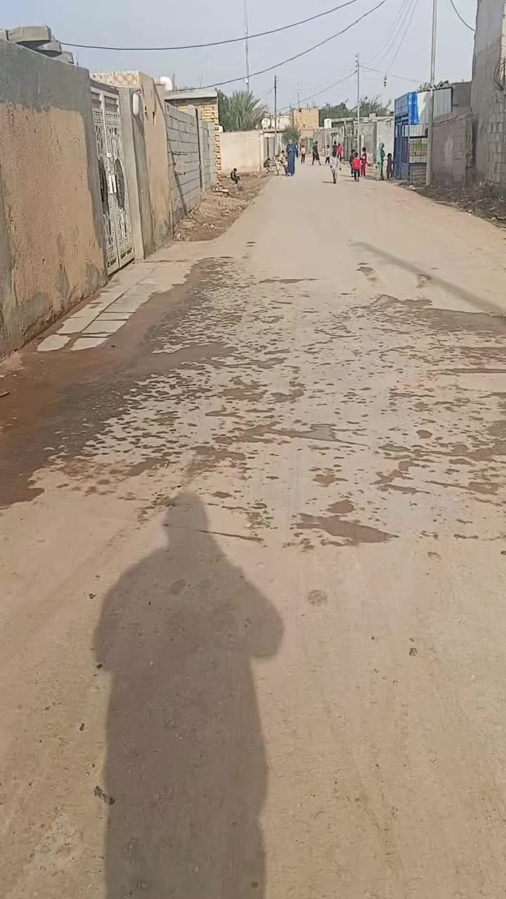 قطعه مسيجه زائدن محل كل خدمات قريبه مدرسه منطقت سيد مناحي ***********
