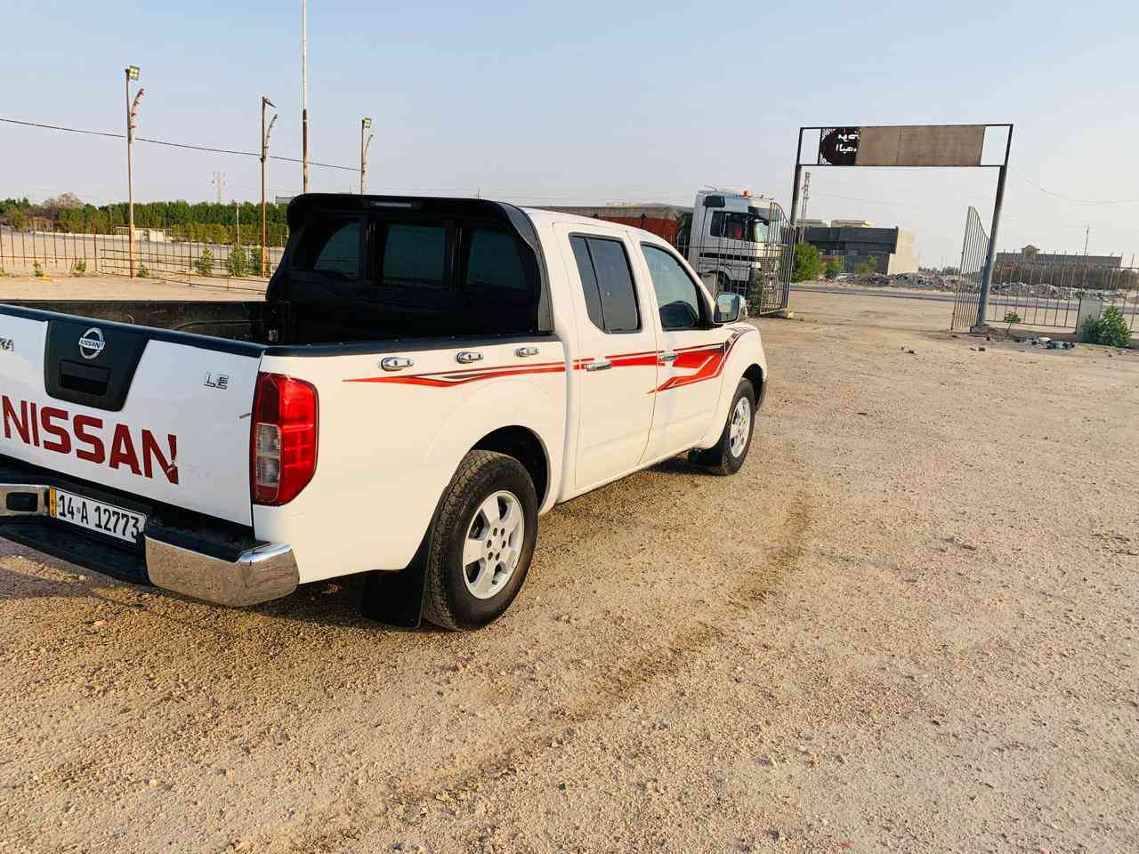 السلام عليكم نيفاره 2009 رقم بصره سنويه مجدده رقم إنكليزي مصفره غرامات وضريبه جاهزه كير ومكينه وحداديه وتخم تاير سياره مكلوبه سعر 80 وبيه مجال مكان بصره 
***********
