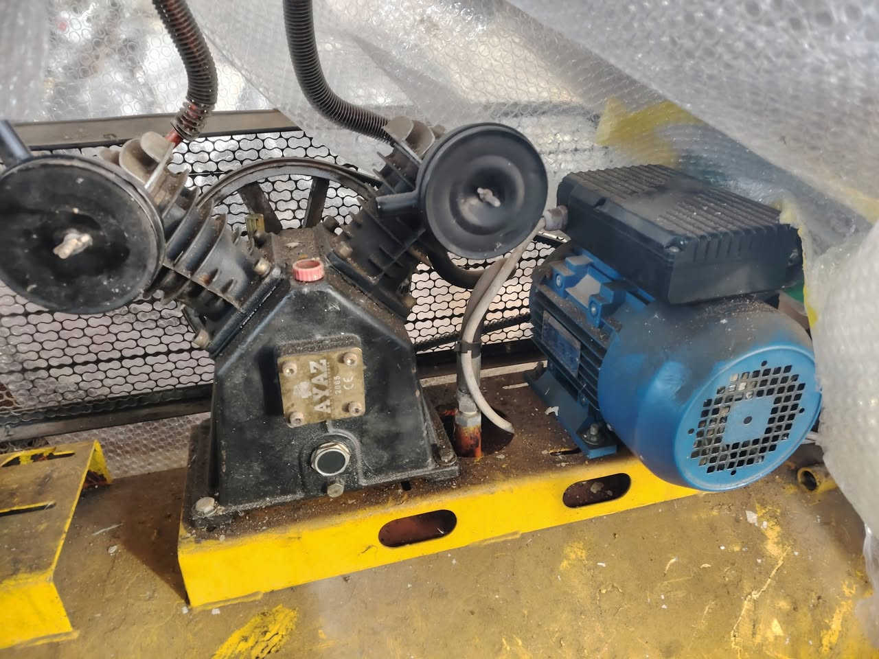 السلام عليكم اللبيع وهاذا رقمي ***********
