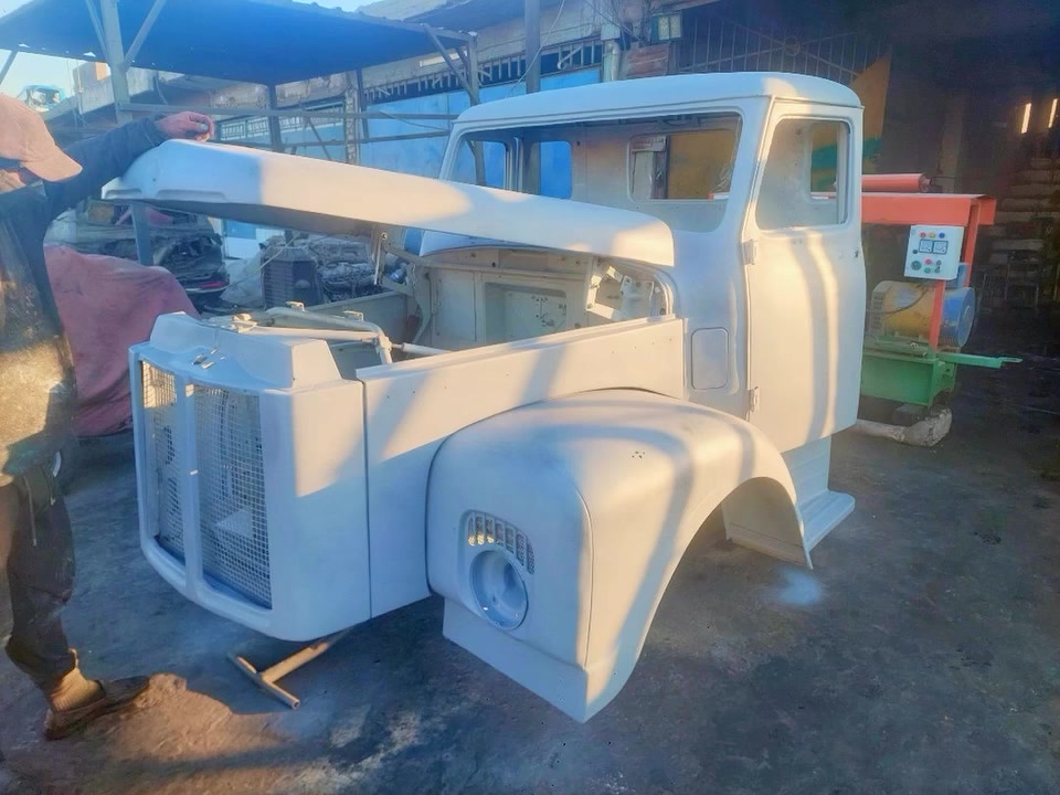 المكان بغداد كسره وعطش
فلاح ابو حسن
***********  تريد كامله تريد هيج
