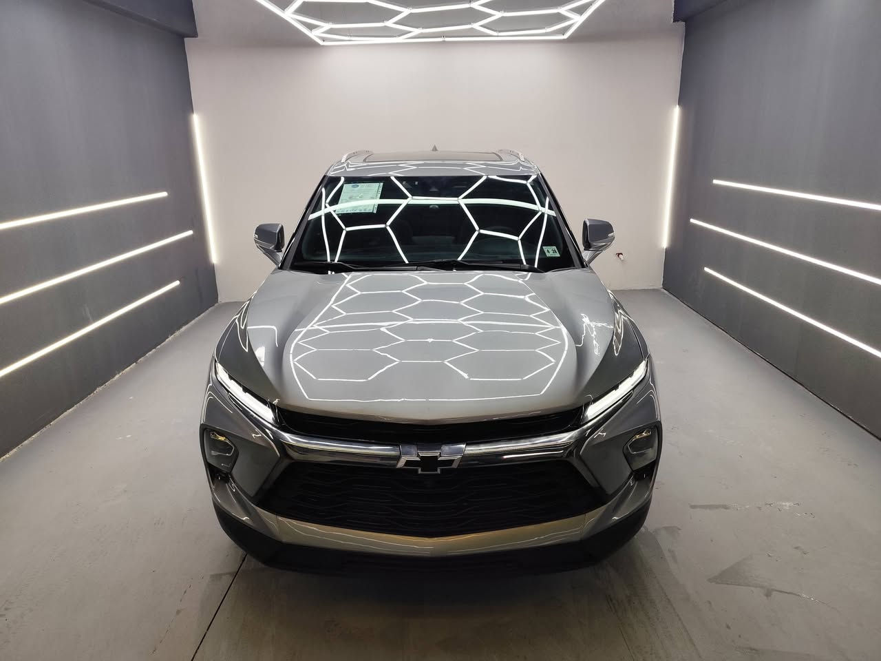 2023 شوفرليت بلايزر بريمر 6سلندر
مواصفات فول أعلى فئه 1/1 ..بانوراما ...كاميرا 360 ..فورويل..كشنات تبريد و تدفئة
بدون رقم كاتي تترقم شمالي فقط..مكان بسليماني
...قطعتين صبغ جاملخ امامي و جاملخ خلفي طرف سائق 
بدون شاصي بدون لغود..
سعر 200💰 ورقه
📞***********☎️
