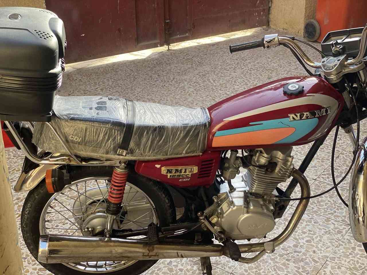 السلام عليكم
دراجة اربعة كير موديل 2021 ناما شلامجة دراجة كل نقص ما بيها كاملة وكهربائيات كلها شغاله اوراق اصولي 7 كلهن موجودات 

السعر 850 وبيها مجال قليل اتصل على 

الرقم *********** واتساب موجود
