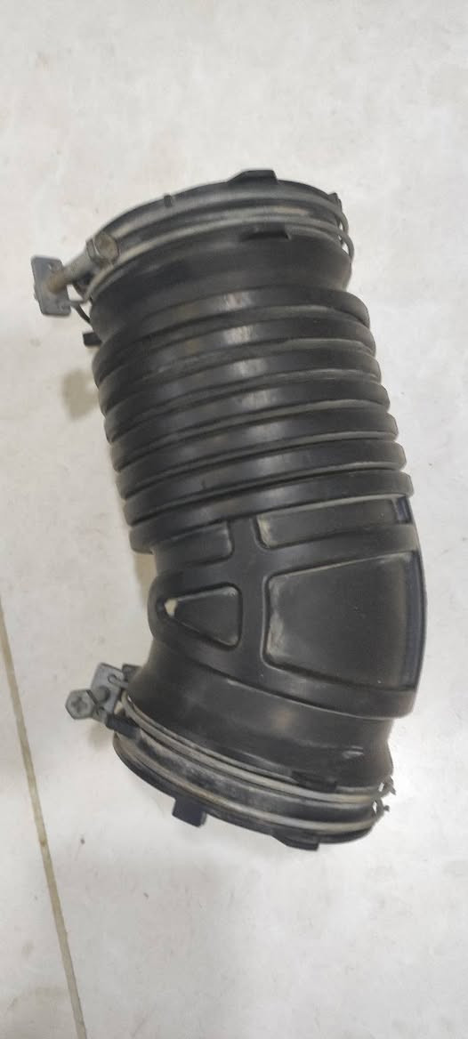 قبق شوته كامله+ جوينات شوتة+دكشنات تفصيخ خليجي+جگ تاير+فسفورة دعامية خلفية+ستاب لايت لد باب جنطه ***********
