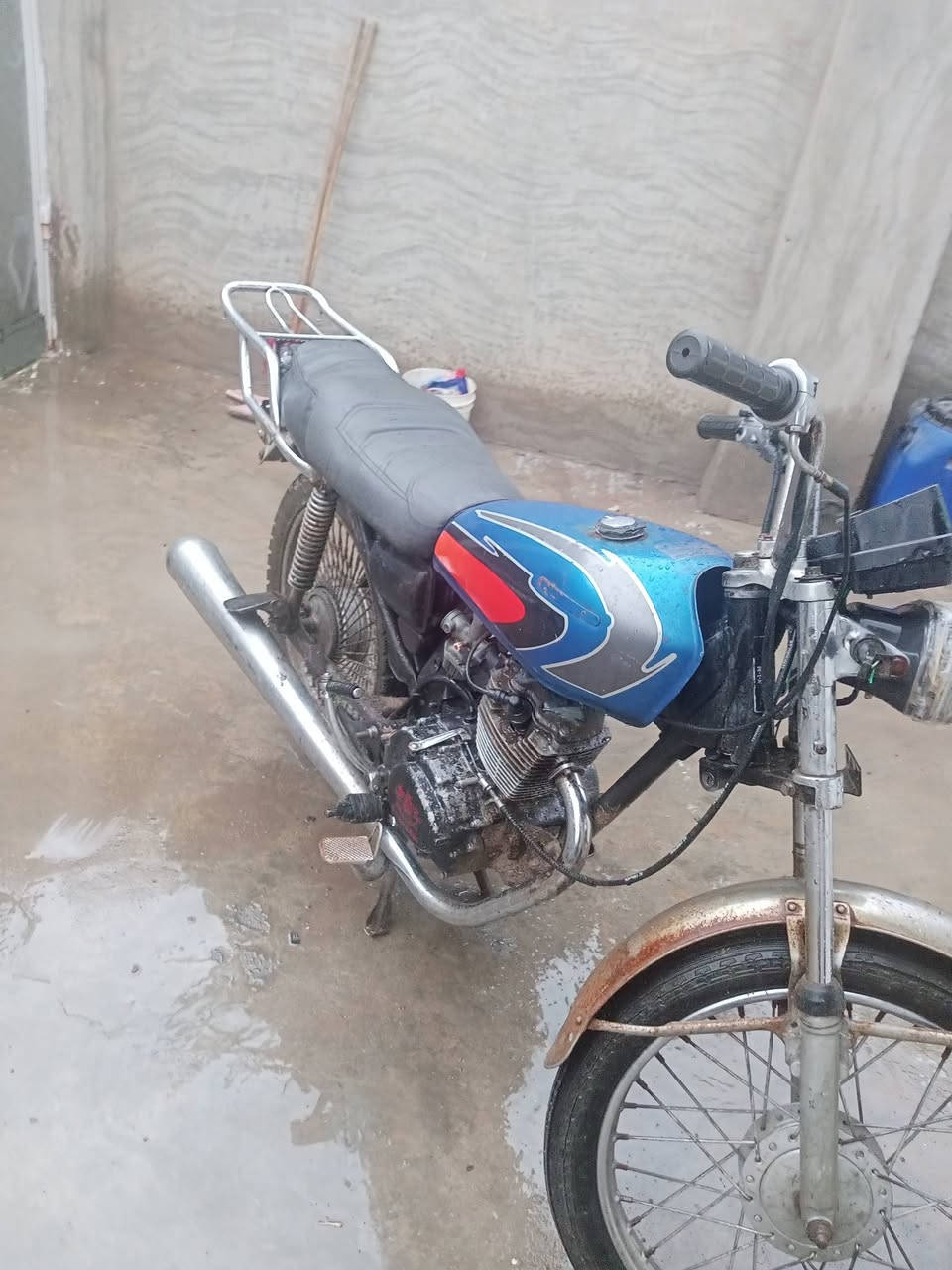 السلام وعليكم دراجه للبيع انيرجي سعر 250 وبيها مجال رقم *********** خاص موجود
