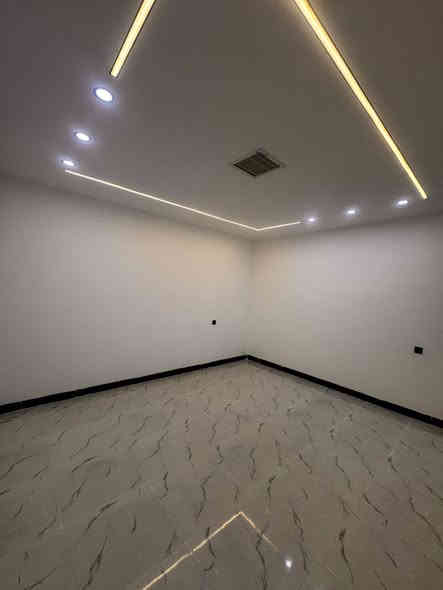 💥دار للبيع   المساحة 100م صفر   
الموقع كركوك حي بدر قرب صيدلية الغدير
الموقع مميز  كامل خدمات
تفاصيل الدار  طابق واحد يحتوي على غرفة  نوم وهول ومطبخ واستقبال وصحيات درج خارجي
🔥السعر 57مليون وبي مجال  ***********☎️ كركوك
