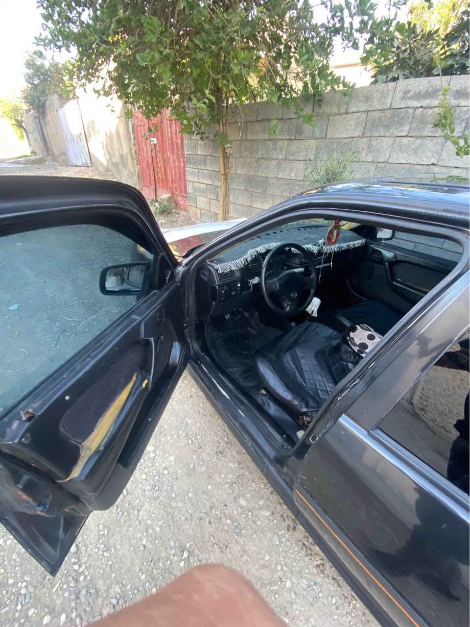 ئۆپل فیکترا ١٩٩٢علووجه گيرو مه كينه به شه رت سه رف و بوخارى نيه ١٨ يه وه ك سه عات عيش ده كات گه رمى و سه ماعه و هه موو كيانى مه زبووت تازه خايس بر كراوه 
شوين ته ق ته ق *********** كويسينجاك, أربيل
