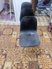 كراسي • ٣ قطع • نضاف