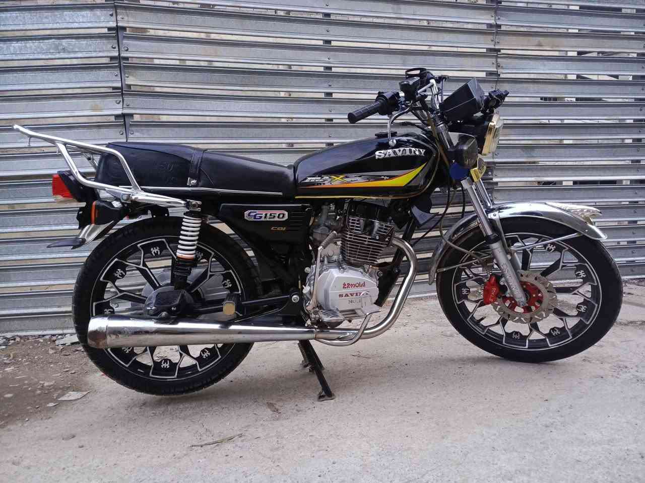 للييع ماطور سافين موديل 2023مكينه كبس منفيس بي كهرباء كلو شغال السعر 420وبي مجال مكاني شارع 60يم كباب عرفان شراي خابر واتساب ***********
