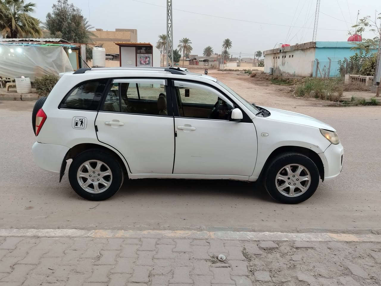 السلام عليكم تيكو لبيع مديل 2013 جاهزه مكينه وكير حداديه تخم تاير كهربائيات كلها شغاله تبريد شغال تدفئه شغاله مكفوله كفاله عامه ما عده جاملغ امامي صوب العبري مبدل رقم بغداد صدامي سنويه عضم عاج شرط مداور المكان دوانيه قضاء الشامية لستفسار الاتصال *********** السعر ٣٨ وبيها مجال
