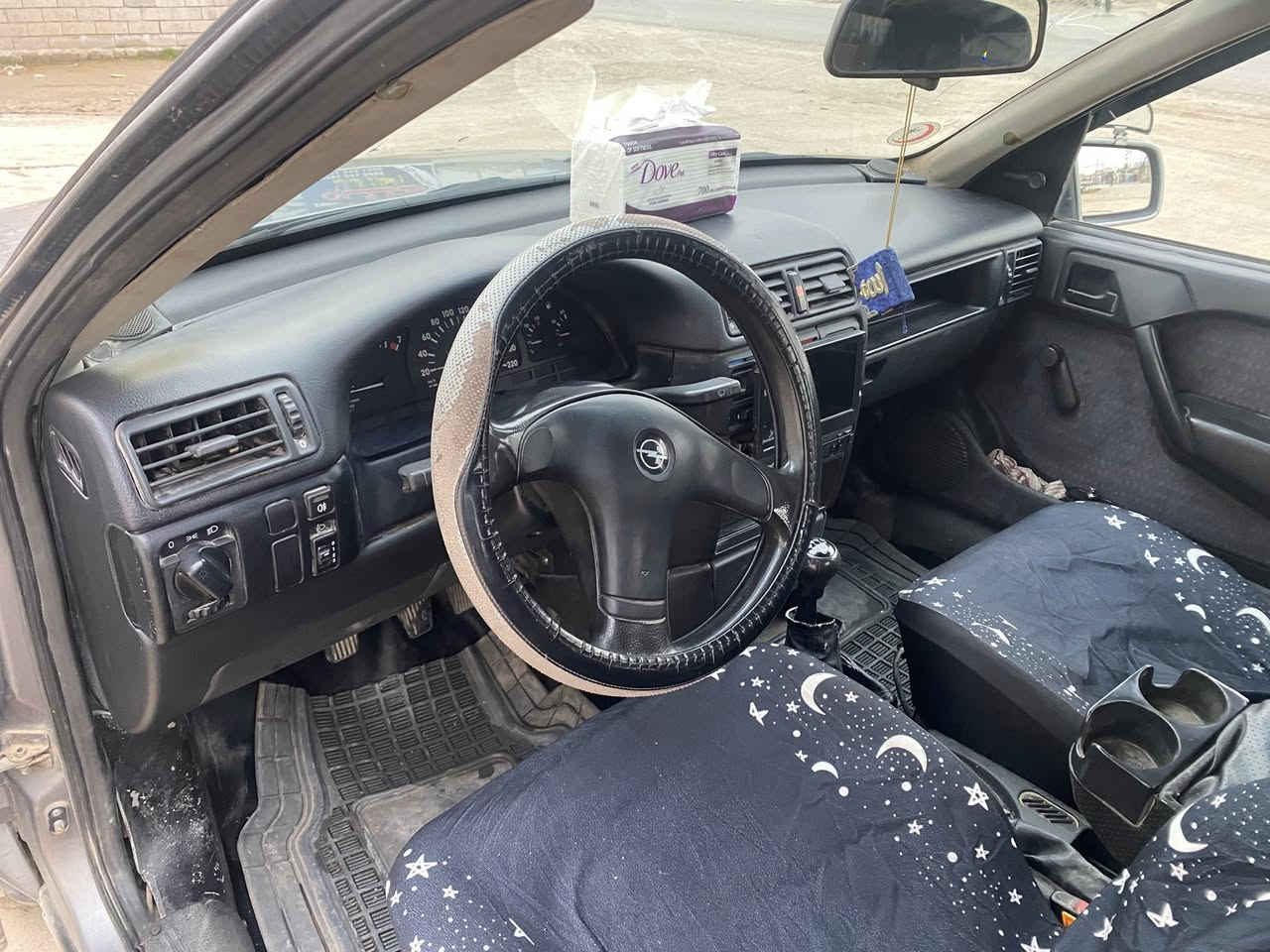 اوبل فكتره حجم 18موديل1991 محدث1993 شرط كير محرك صبغ جماليه موصل سهل نينوى    رقم *********** *********** سعر 45 بيها مجال
