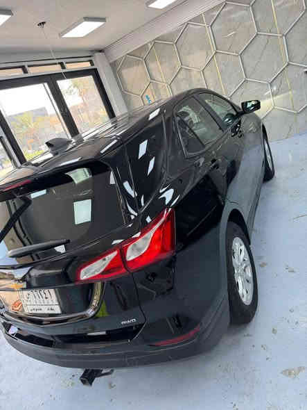 شوفرليت اكونيكس موديل 2020رقم بغداد
السلام عليكم عندي شوفرليت اكوينكس موديل 2020 امريكي حادث جاملغ وبنيد والسياره تصليح كلش حلو والسياره بدون نواقص كامله ورقم بغداد  الجديد والتحويل مباشر مواصفاته 
بصمه تشغيل وابواب 
كرسي كهرباء 
ويل كب 
فول تحكم
رادار امامي 
تحديد مسار
فور ويل 
تبريد قطعتين  
شاشه وسطيه 
تشغيل عن بعد 
محرك 4 سلندر 1500 تيربو 
السعر 133ورقه 
عنواني بغداد حي الجامعه نفق الشرطه والاتصال على الرقم ***********
