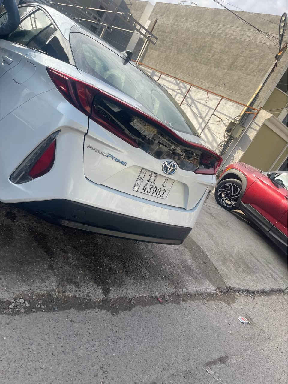 السلام عليكم من رخصة الادمن المحترم البيع تيوتا بريوس بريم موديل 22 ريم بغداد دولي بسمي حادث بنيد مبدل اصلي وجاملغ مصبوغ وجاملغ بارد مكان بعداد سعر(145)🕊️*********** بغداد, العراق
