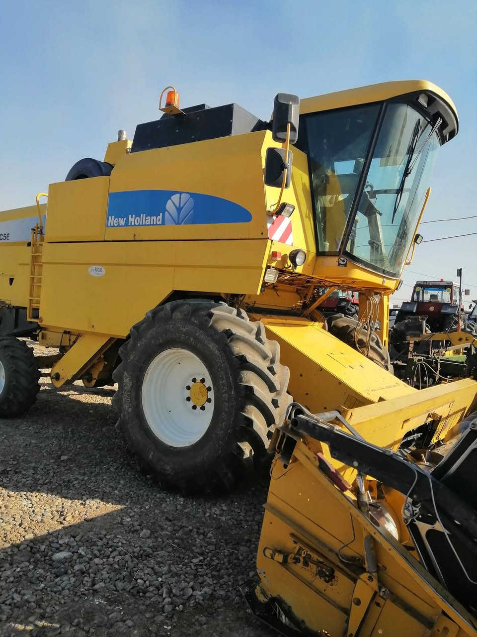 السلام عليكم حاصده 2006 بلجيكي5بلم اصلي فول  مكفول كفاله عامه رقم اربيل طبله17  قلاب دبل درام هوزل سلايت *********** *********** المكان واسط بيع +مراوس
